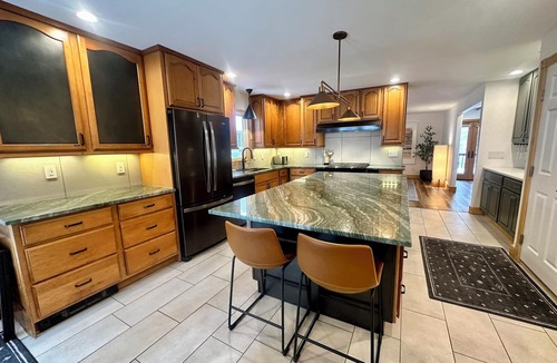 Sunny Slope House | Freshly Remodeled, Serene Getaway! Apres Hot Tub! Just minutes from Breck