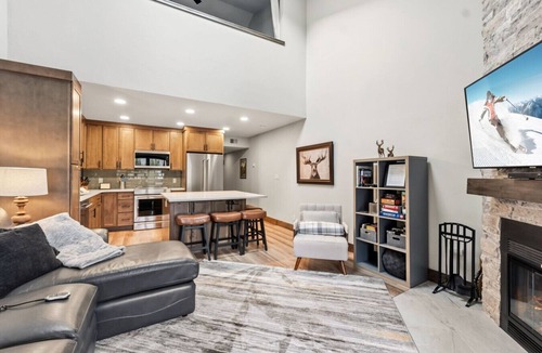 Frisco Condo | Frisco Gem Mountain Views Clubhouse w/Pool + 4 Hot Tubs