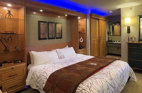 Frisco Bed & Breakfast | Frisco Inn on Galena Street
