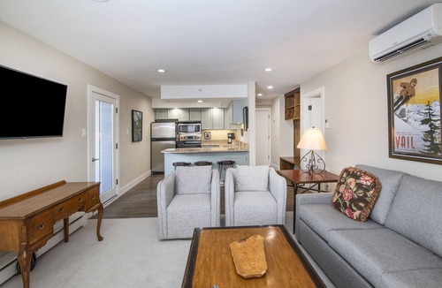 Vail Condo | Fully remodeled with AC, steps from Gondola | W203