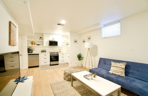 Wellshire House | Fully Renovated Gem near Cherry Creek North