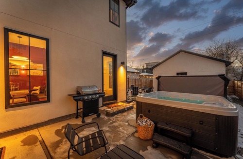 Mountain View House | Game night in your theater, stargazing from the hot tub. Sunday brunch in a chef's kitchen (or with our optional private chef, Marvin). The Benton is a 3,600 sq ft experience in one of Denver's coolest neighborhoods.