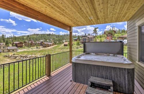 Grand Lake House | Game Room & Hot Tub: Luxe Grand Lake Retreat!