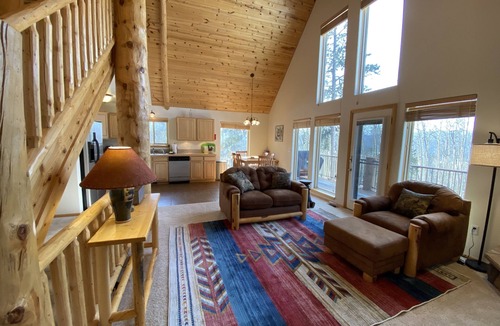 Fairplay Cabin | Game Room w/Pool Table, Mtn Views, Pet-Friendly, Starlink WiFi