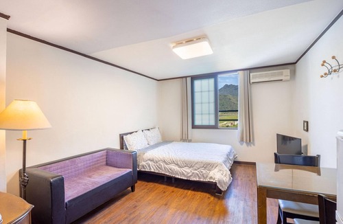 Namsan House | Gangchon Beautiful pet House Pension