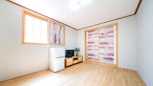 Namsan House | Gangchon Pine Hill Pension