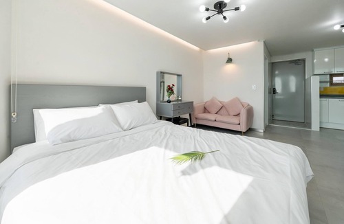 Ganghwa House | Ganghwado Lafamilia Pension