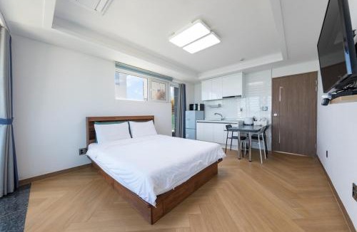 Jumunjin-eup House | Gangneung Gugu Spa Pension