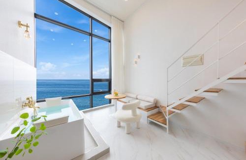 Jumunjin-eup House | Gangneung Hue Pension Ocean View, Spa, Couple