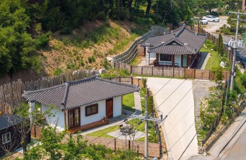 Gangneung House | Gangneung Orabdori Hanok Pension