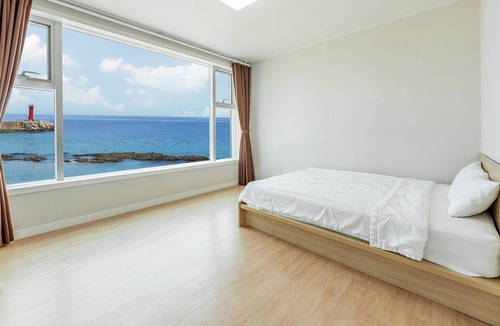 Gangneung House | Gangreung Ninarang Spa Pension