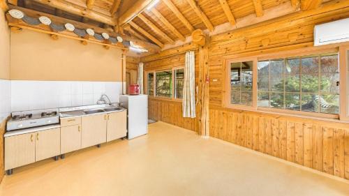 Seorak House | Gapyeong dolgungpensyeon&kaempingjang