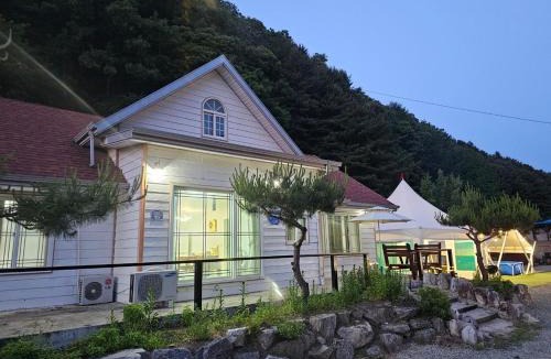 Buk House | Gapyeong Full Room Detached Pension