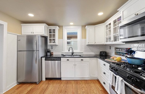 Old North End House | Garden Home and Hot Tub - Close to Shopping, Downtown, & Restaurants