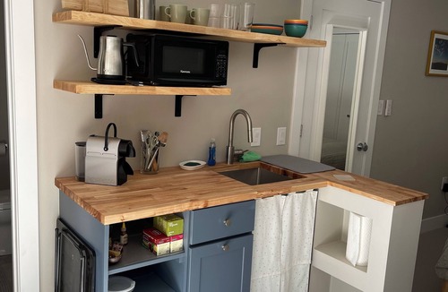 Golden Apartment | Garden-Level Studio - Walkable to Downtown Golden