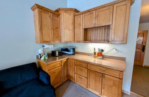 Mountain House House | Gateway Lodge 5061 by SummitCove Lodging in Colorado