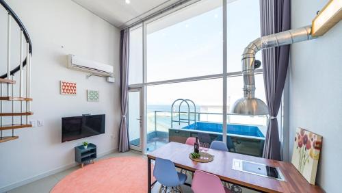 Geoje Villa | geojae sunstay poolvilla