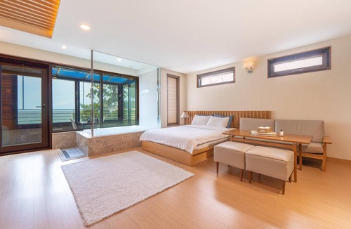 Geoje House | Geoje Break Time Pension