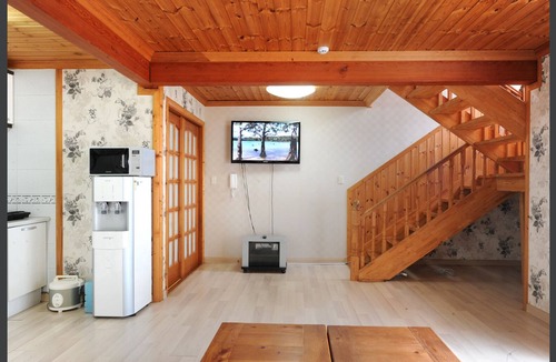 Geoje Apartment | Geoje Floria Pension