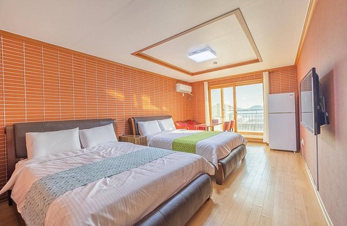 Kabae-ri House | Geoje Rockspa Pension