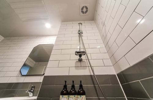 Irun-myeon Hotel | Geojedo Branch Cell Phoenix
