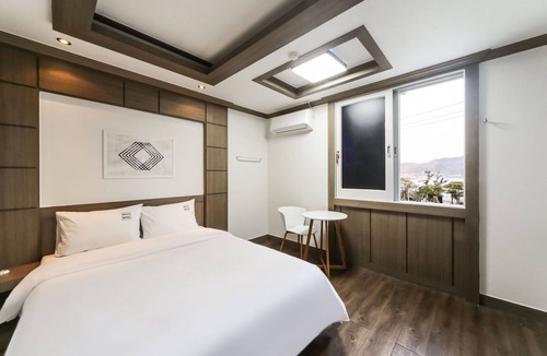 Irun-myeon Hotel | Geojedo Branch Cell Phoenix