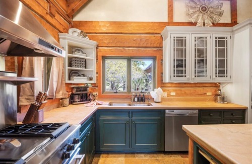 Dolores House | Goble Creek Ranch | On River + Hot Tub + 65 Acre