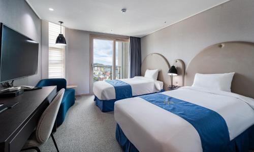 Chinju Hotel | Golden Tulip Essential Namgang