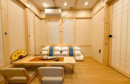 Jung-gu Apartment | Golmok Stay - Korea Traditional Sytle villa, Hanbok Experience , Nampo,Night Market walk 5 Minute