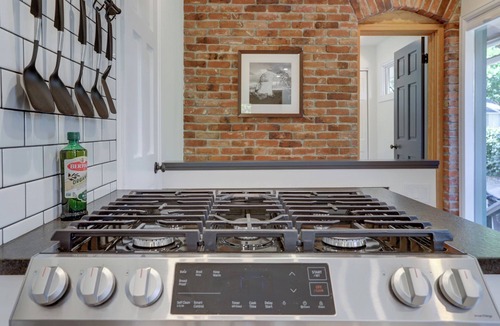 Mapleton Hill House | Gorgeous 2-bedroom + Dedicated Office in Downtown Boulder Walk to everything!