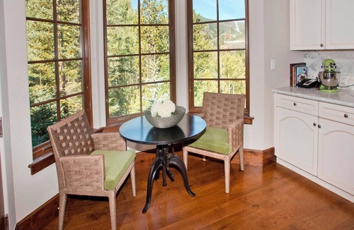 Vail House | Gorgeous 5 Bedroom Private Chalet in Vail Village Save 20% on 7+ Nights!