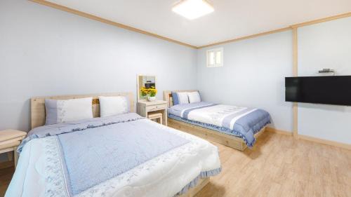 Toseong House | Goseong Gamnamu Pension