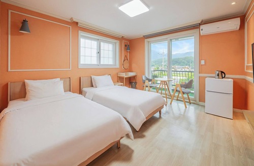 Goseong-gun House | Goseong Natural House Pension
