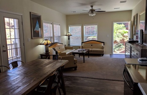Monument Valley Cabin | Goulding's Lodge