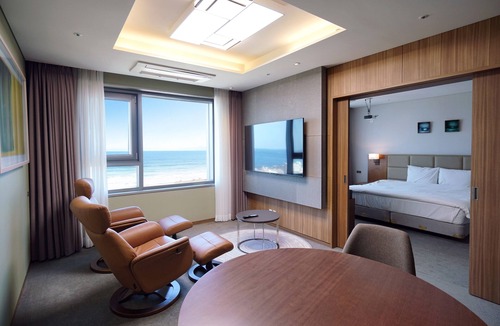 Downtown Hotel | Grabel Hotel Jeju