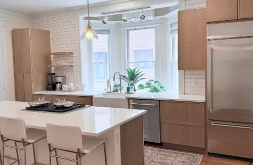 Cheesman Park Apartment | Grand Apartment at Humboldt House