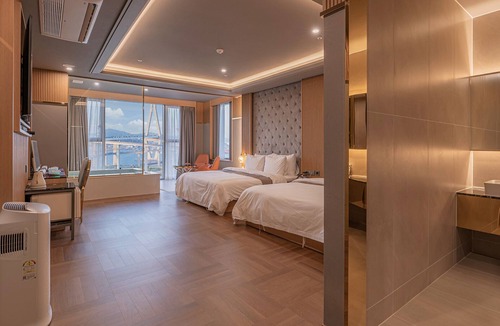 Yeongdo Hotel | Grand Bern Hotel