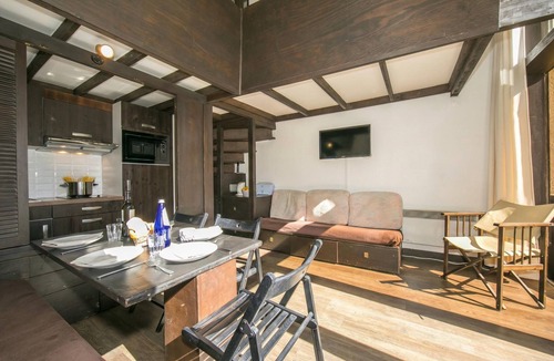 Argentiere Apartment | Grand Roc B309 260m from Slopes, Mont-Blanc View, Parking & WiFi, Argentière (Chamonix), France
