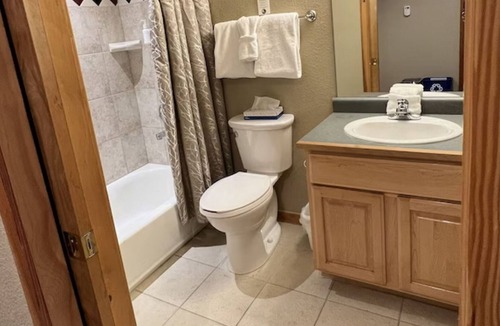 Four O'Clock Cabin | Grand Timber Lodge Studio Ski In/Out Breckenridge Feb 8-15, 2026