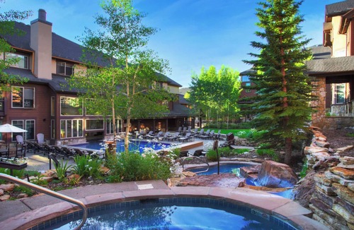 Four O'Clock Condo | Grand Timber Lodge Studio Unit Sunday Check-In