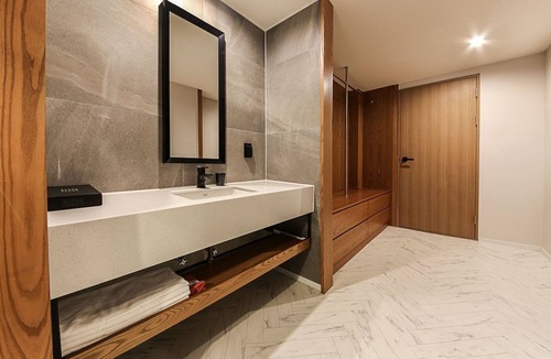 Yeonje-Gu Hotel | Gray 191 Hotel