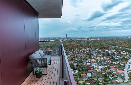 Erdberg Apartment | Great apartment with view and heated rooftop Pool