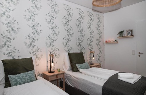 Erdberg Apartment | Great apartment with view and heated rooftop Pool