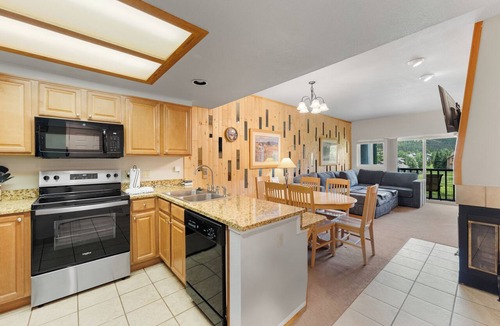 East Village at Copper Apartment | Greens at Copper #318 By Summit County Mountain Retreats