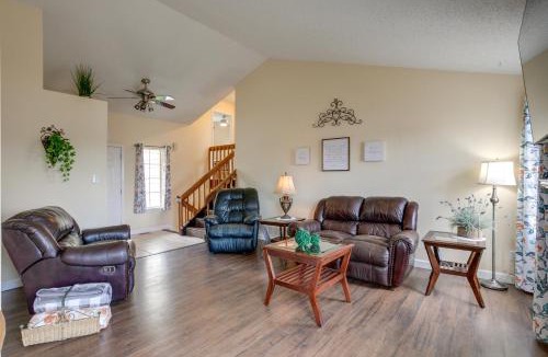 Thornton House | Grill, Fireplace & Fenced-In Yard: Thornton Home!