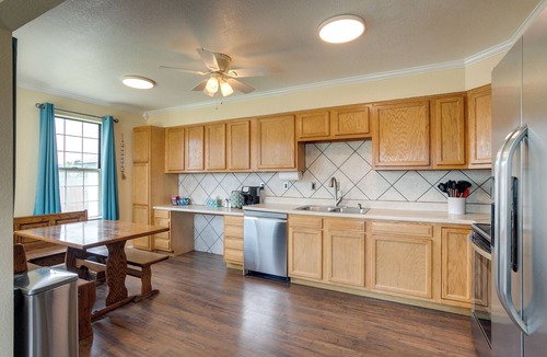 Thornton House | Grill, Fireplace & Fenced-In Yard: Thornton Home!