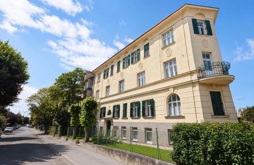 Meidling Apartment | Große Herrschaftswohnung Wohnung mit viel Platz