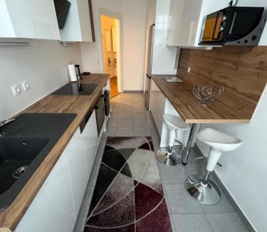 Meidling Apartment | Große Herrschaftswohnung Wohnung mit viel Platz