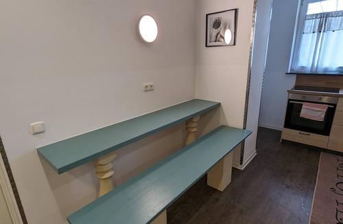 Marienfelde Apartment | Große Wohnung mit 5 Schlafräumen