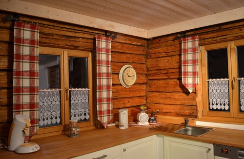 Aidenbach House | Großer Vierseithof für 10 Pers. - Innenhof - Kamin - Natur pur